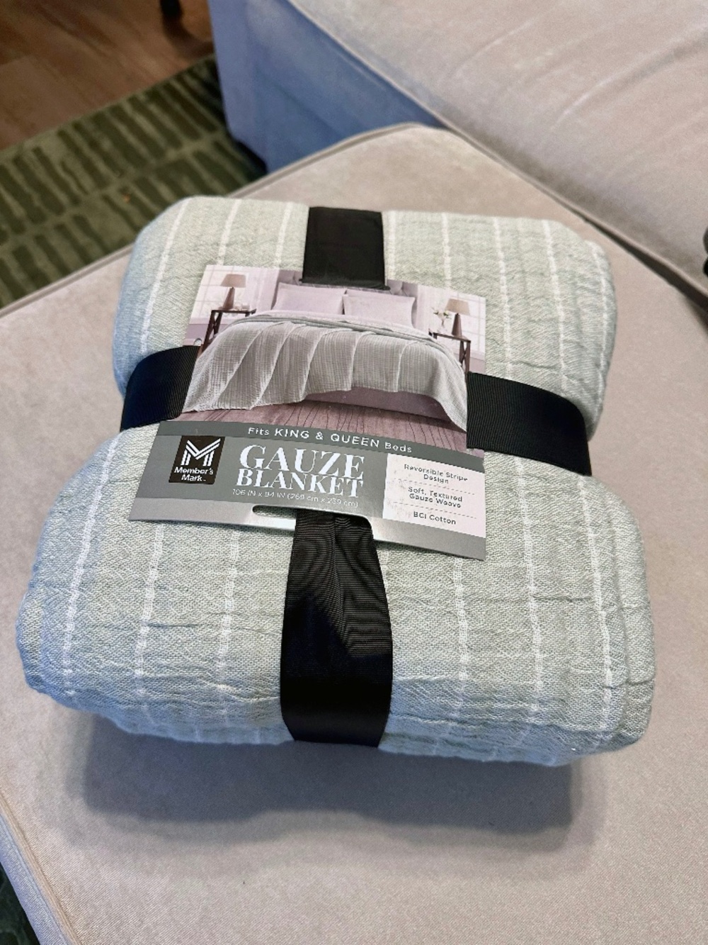 MEMBERS MARK Light green/white stipe Gauze Blanket, Size Queen/King